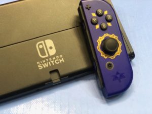 Nintendo Switch有機EL Joy-Conスティック交換。